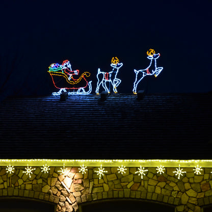 Escena de Papá Noel en trineo con renos, pantalla LED