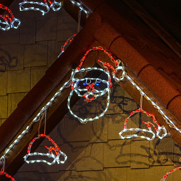 Papá Noel con sombrero y pantalla LED